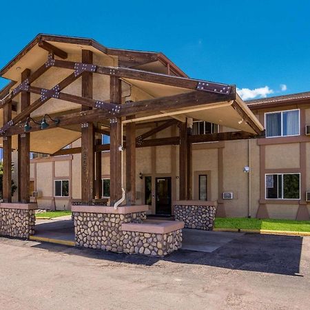 Rodeway Inn Colorado Springs Exterior photo